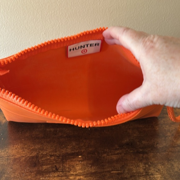 Target x Hunter Pouch - Picture 3 of 3